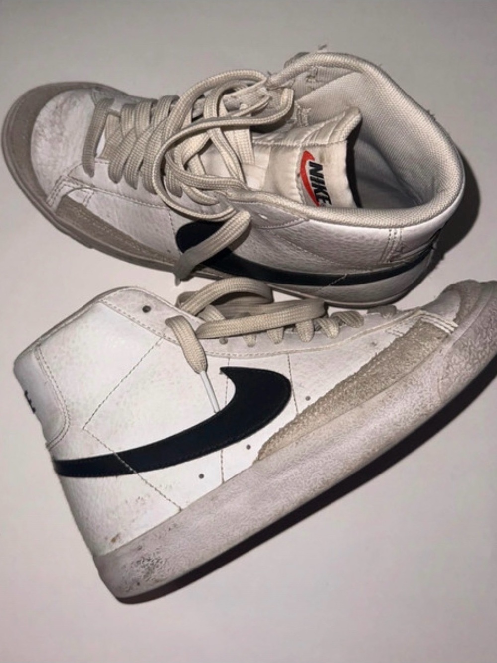 Nike Kids White and Black Blazer 77’